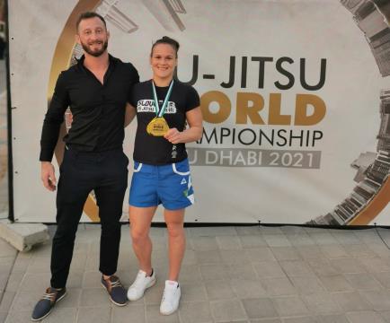 Maja Povšnar, svetovna prvakinja s trenerjem Domnom Drnovškom